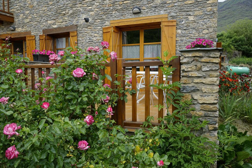 Apartaments El Ribal Valencia D'Aneu Luaran gambar